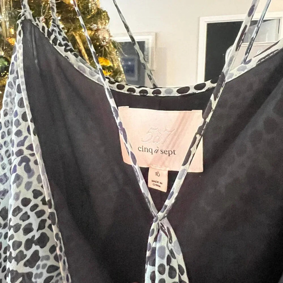 1110 Cinq a Sept Collete Tiered Midi Dress Size 10 Color Black Blue - Picture 6 of 7